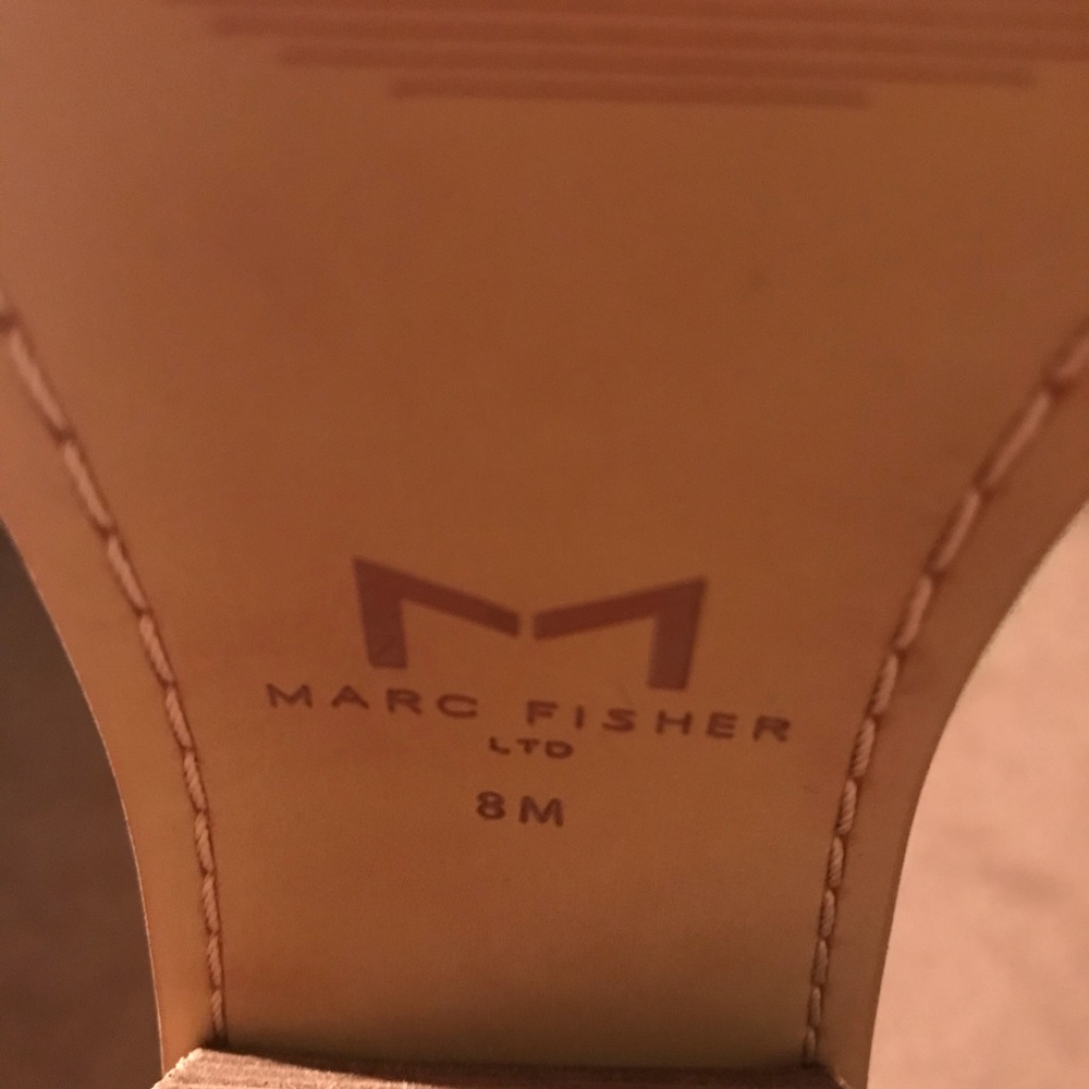 Marc Jacobs Beige Suede Open-Toe Block Heel Sandals - Picture 5 of 10